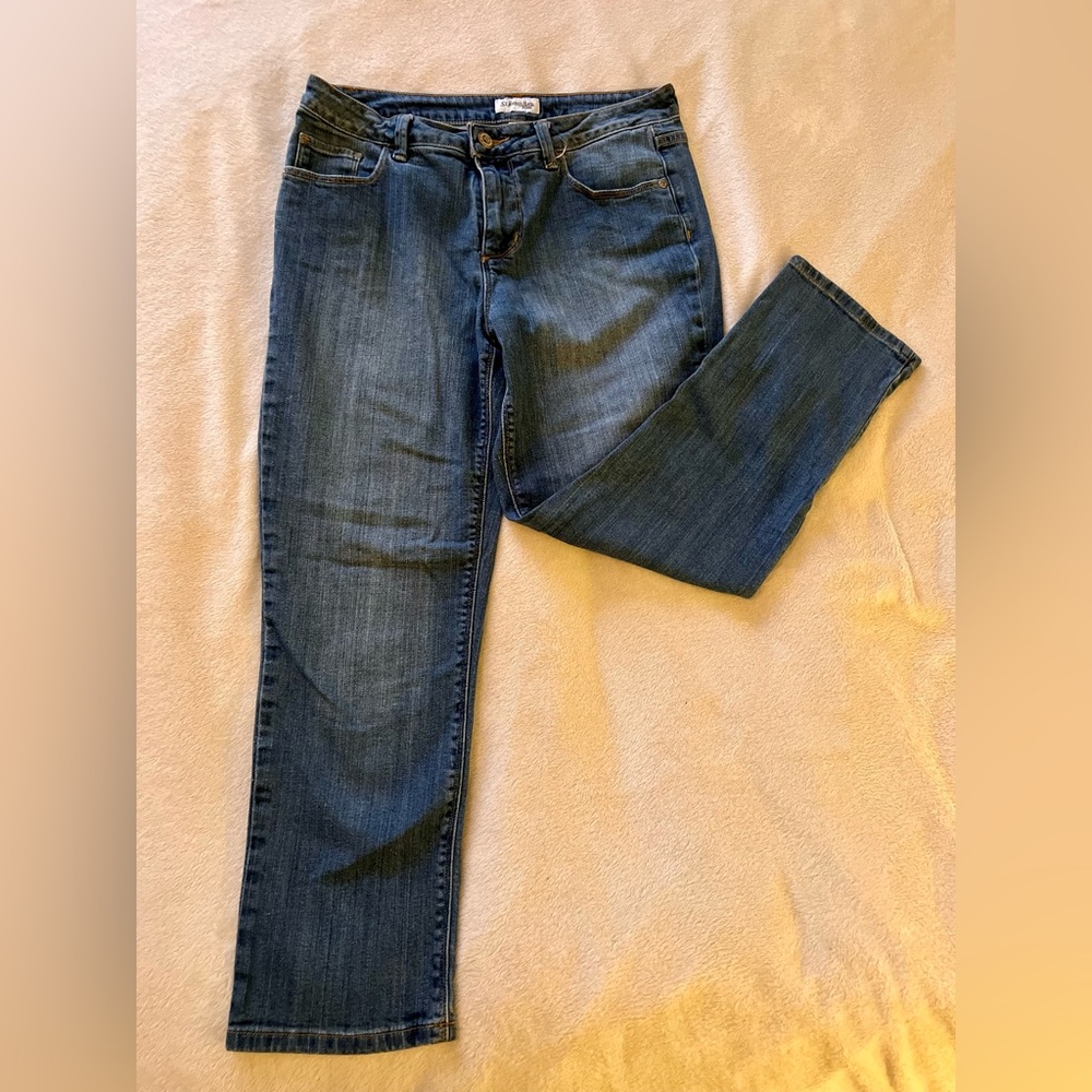 St. John’s Bay size 6 blue jeans
